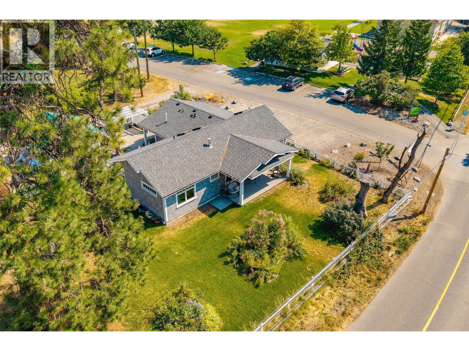 11311 Okanagan Centre Road W, Lake Country