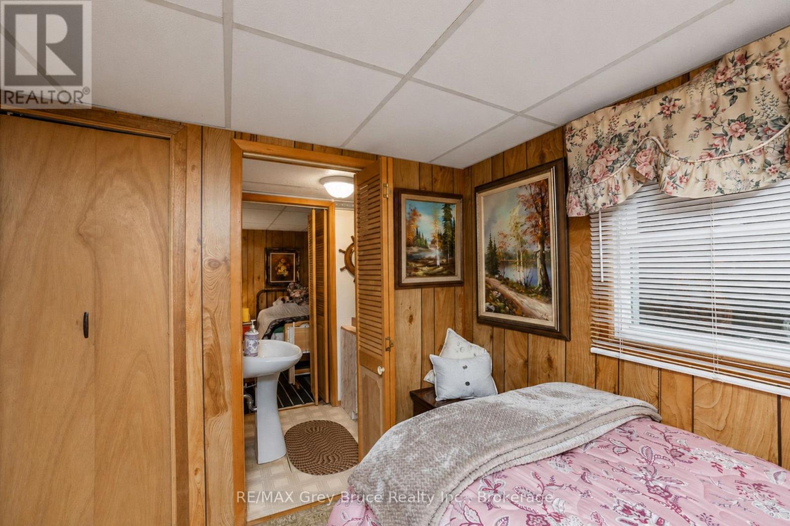 263617 SOUTHGATE ROAD - Image 20