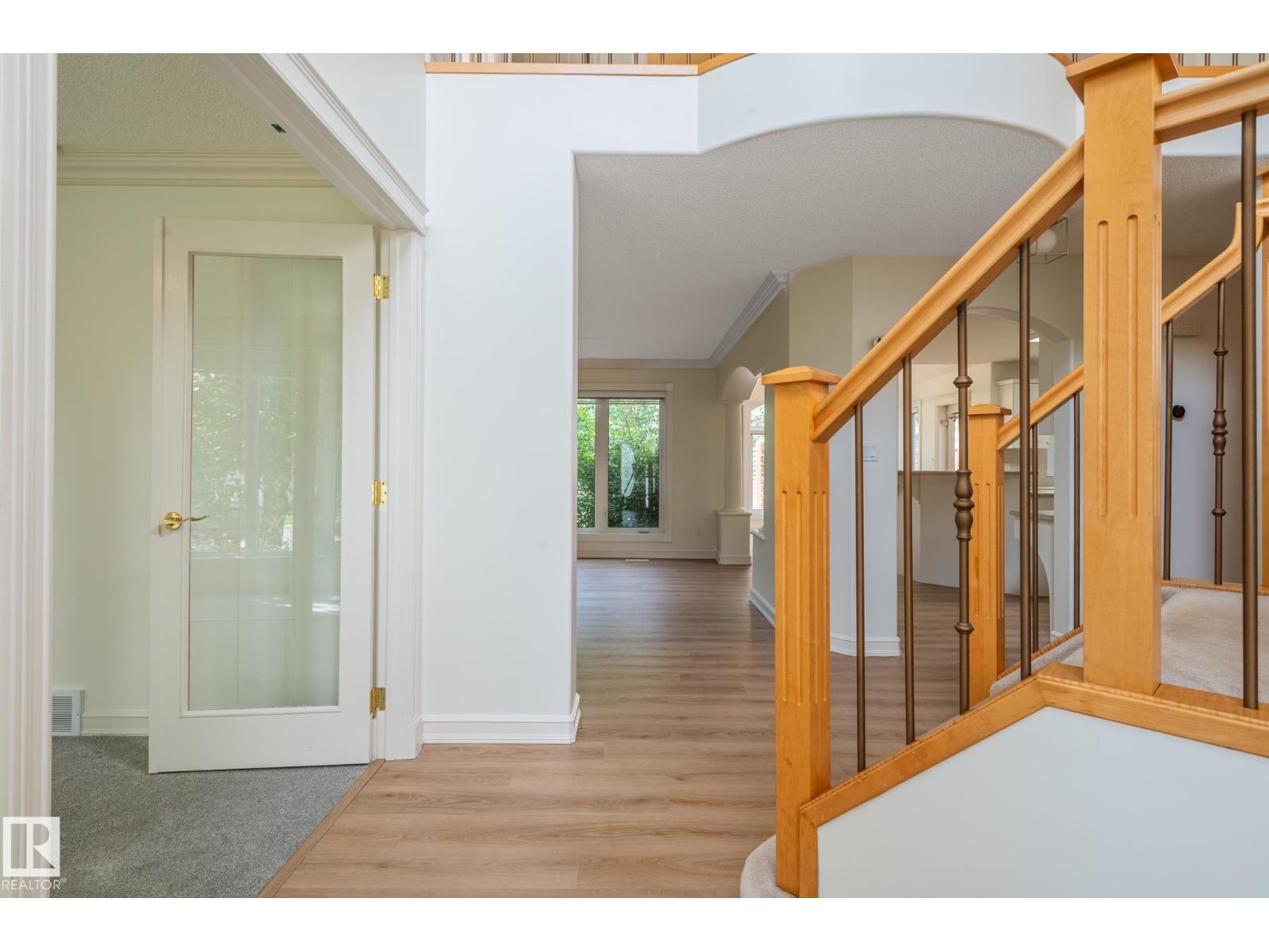 310 Livingstone CO NW - 10