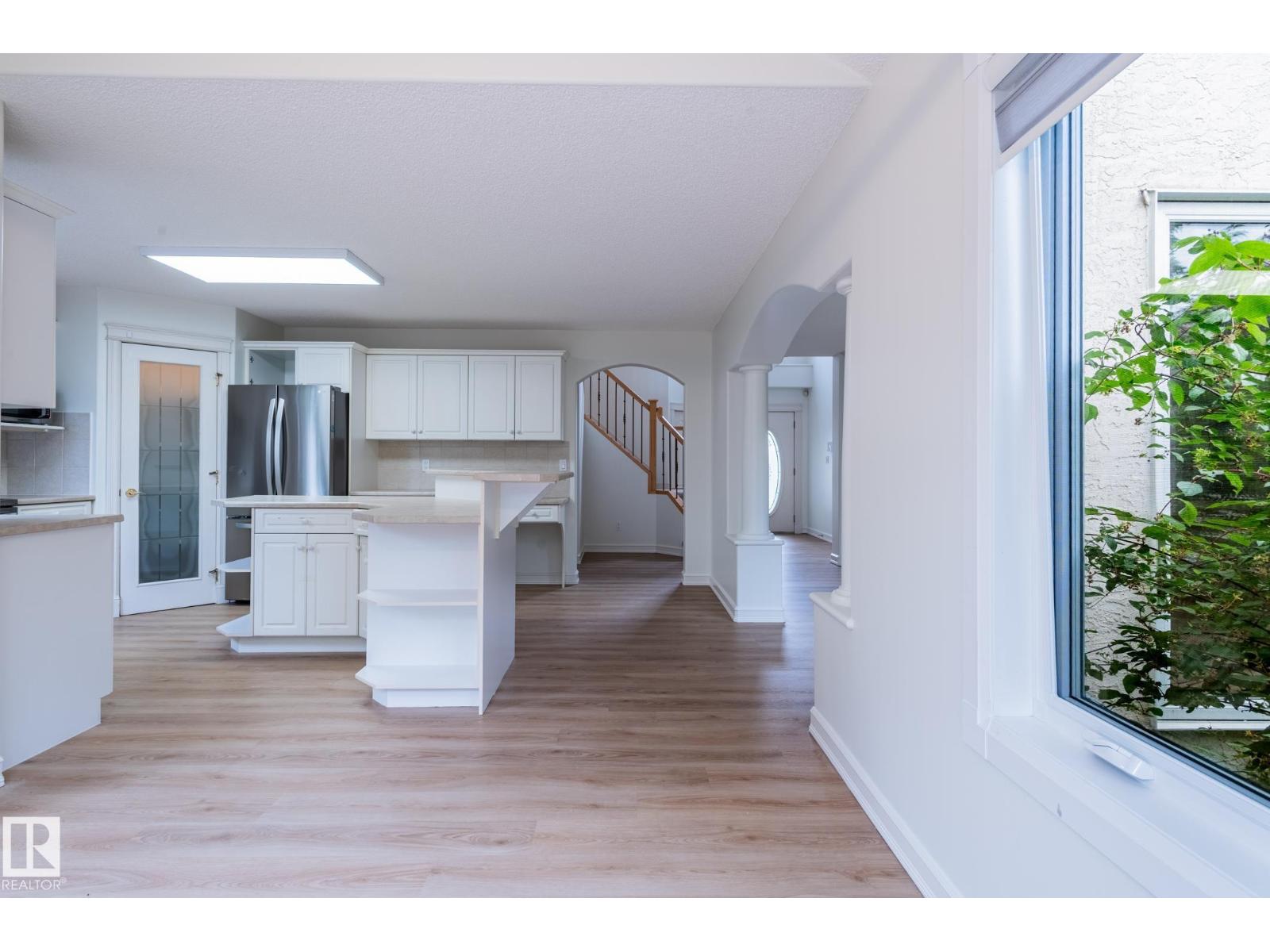 310 Livingstone CO NW - 16