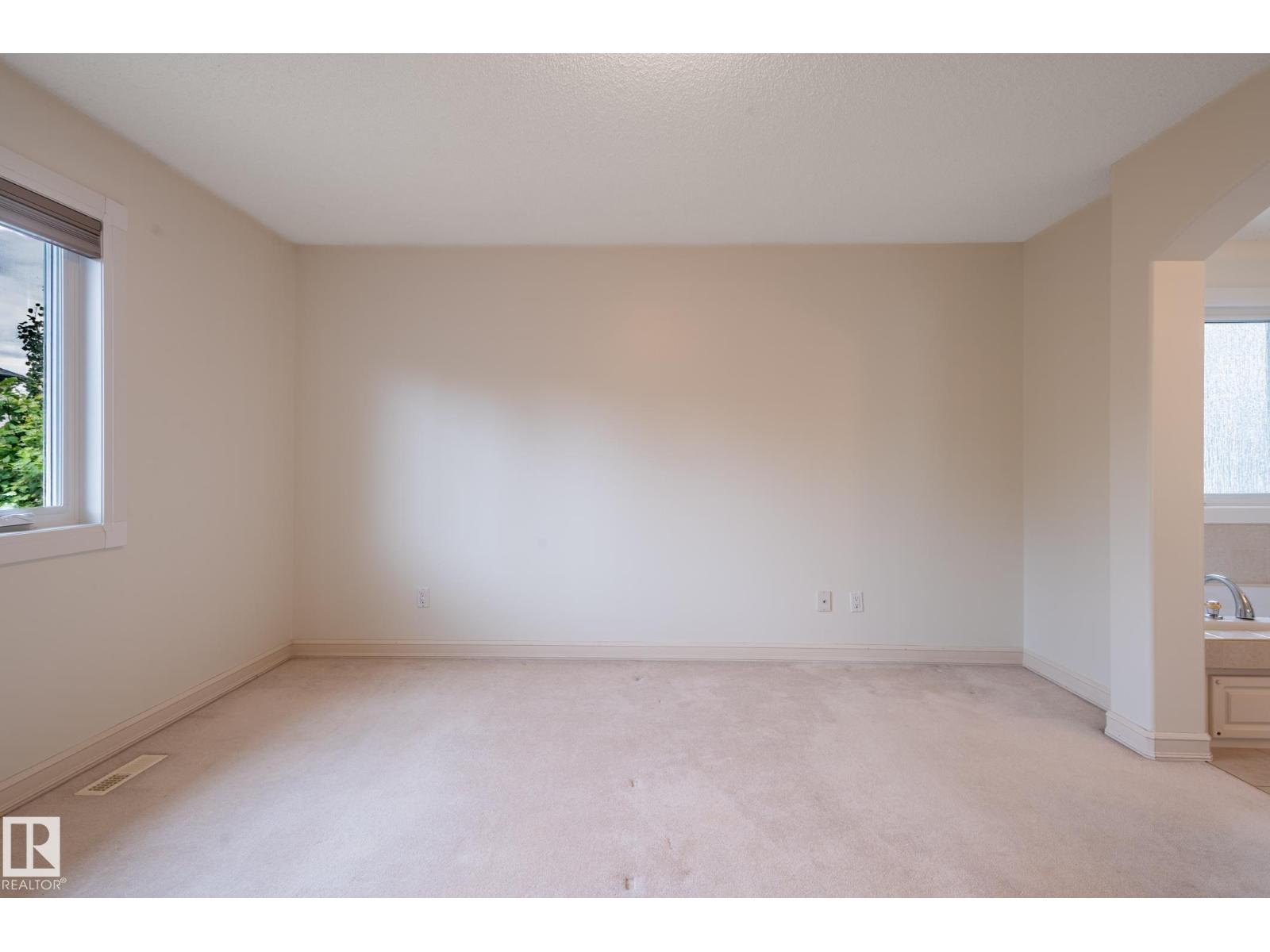 310 Livingstone CO NW - 45