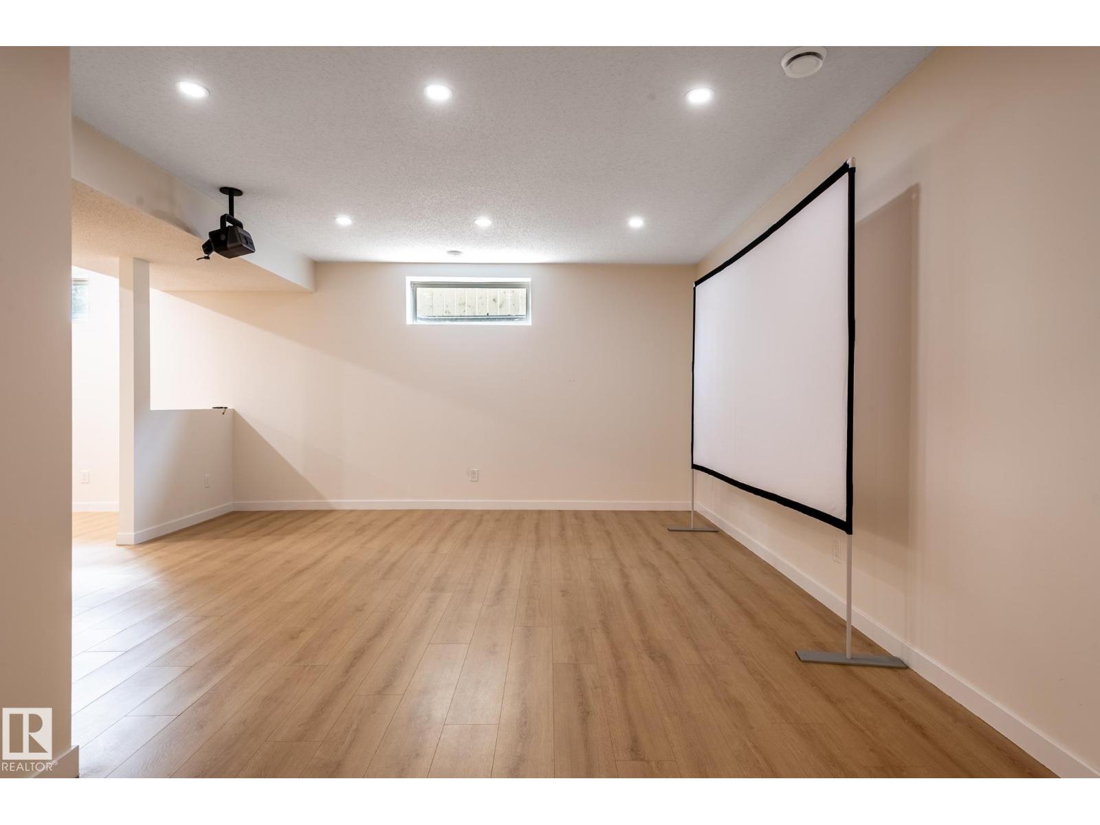 310 Livingstone CO NW - 60