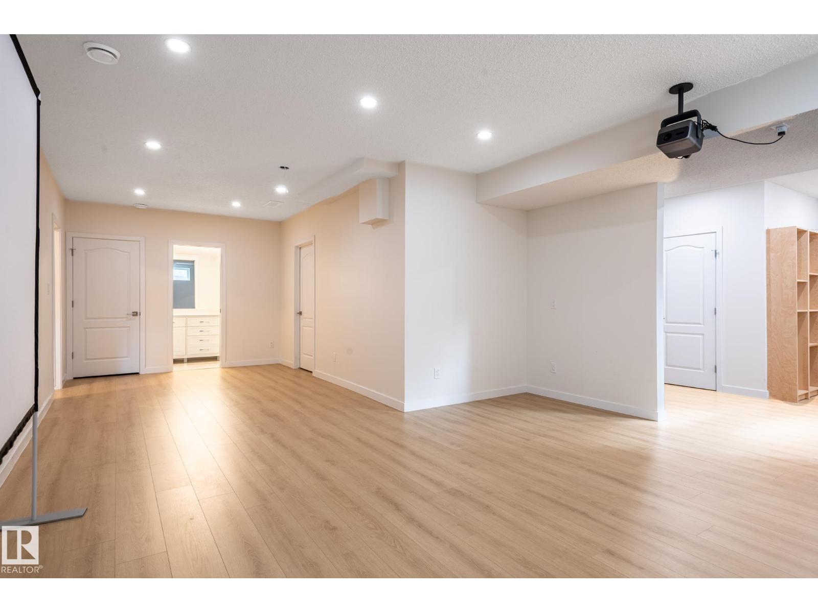 310 Livingstone CO NW - 62