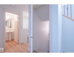310 Livingstone Co Nw, Edmonton, AB T6R2T1 Photo 55