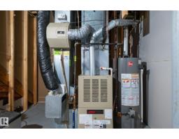 310 Livingstone Co Nw, Edmonton, AB T6R2T1 Photo 69