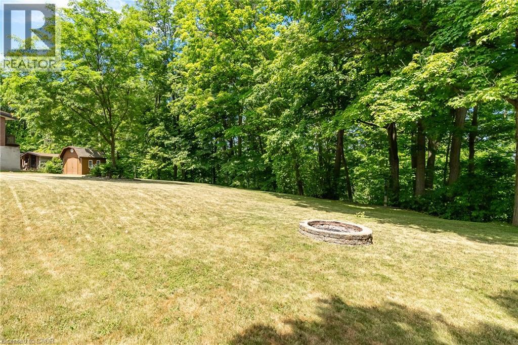 3 MAPLE Drive - Image 36