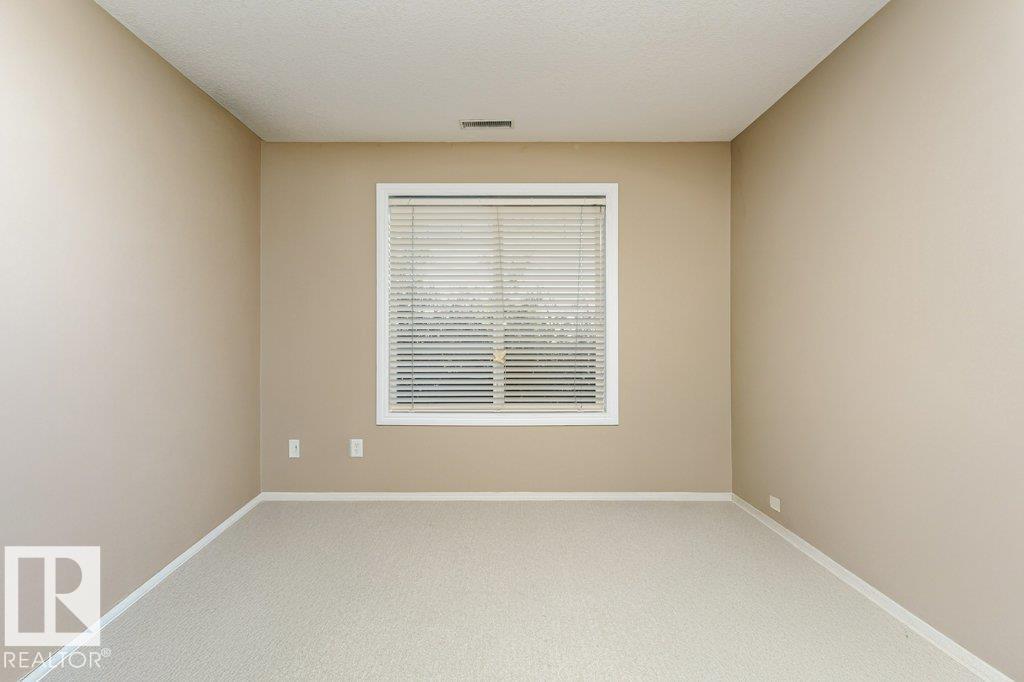 #318 78A MCKENNEY AV - 32