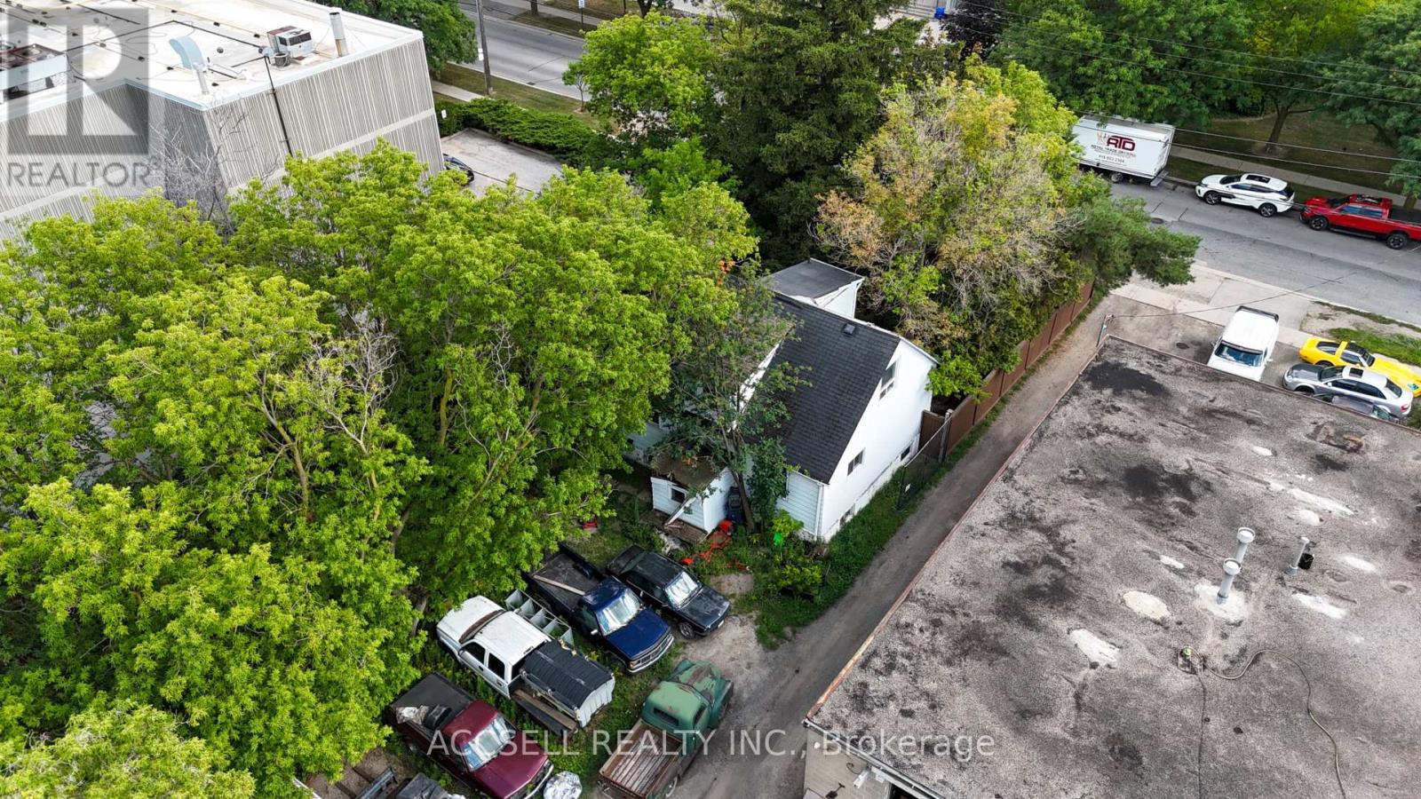100 CARTWRIGHT AVENUE - 5