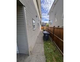 15058 72nd Avenue, Surrey, BC V3S2G2 Photo 11