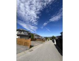 15058 72nd Avenue, Surrey, BC V3S2G2 Photo 17