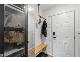 11840 St Albert Tr Nw, Edmonton, AB T5L4G4 Photo 23