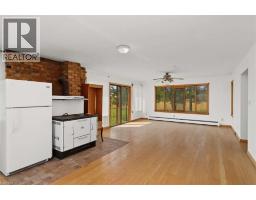 Primary Bedroom - 357 Kings Wharf Road, Kawartha Lakes, ON K0M1L0 Photo 6