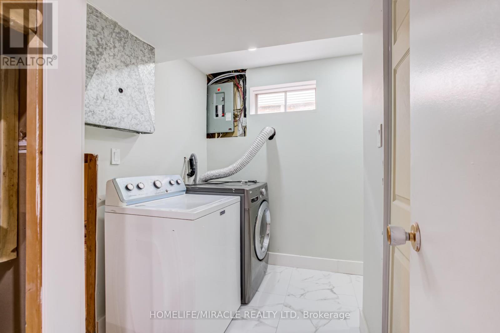122 ORMOND DRIVE - Image 36