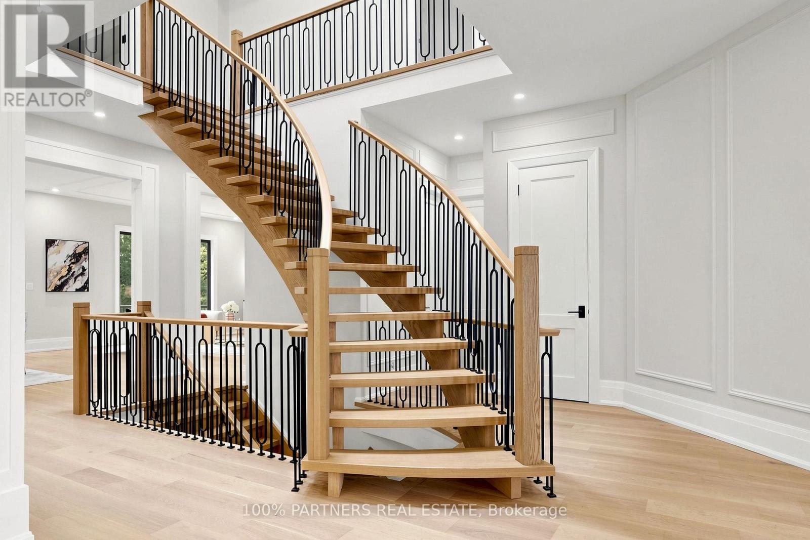 160 LAWRENCE AVENUE - Image 22