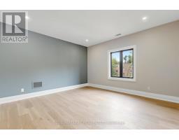 160 Lawrence Avenue, Richmond Hill, ON L4C1Z5 Photo 33
