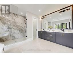 160 Lawrence Avenue, Richmond Hill, ON L4C1Z5 Photo 30