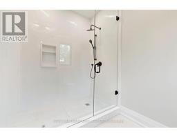 160 Lawrence Avenue, Richmond Hill, ON L4C1Z5 Photo 39