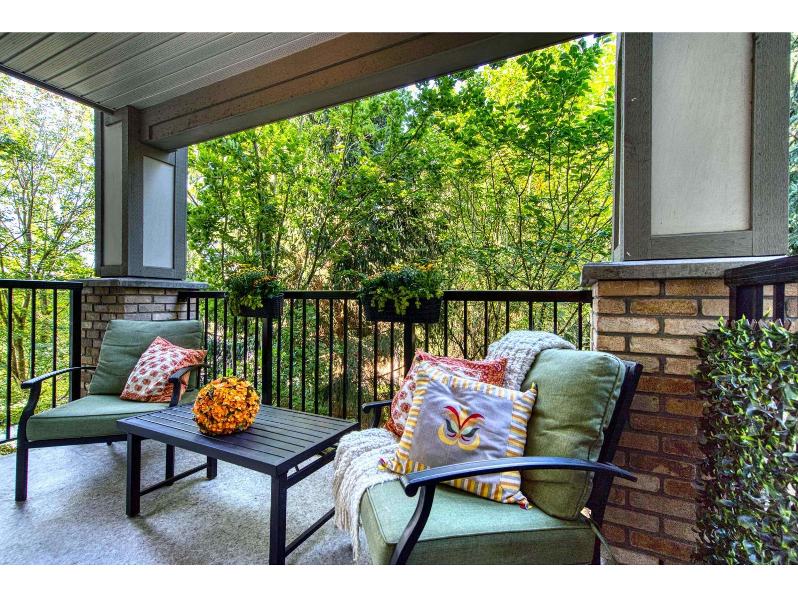 407 8717 160 STREET, Surrey