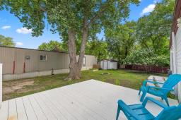 97 Bonneteau Avenue, Ile Des Chenes, MB R0A0T1 Photo 22