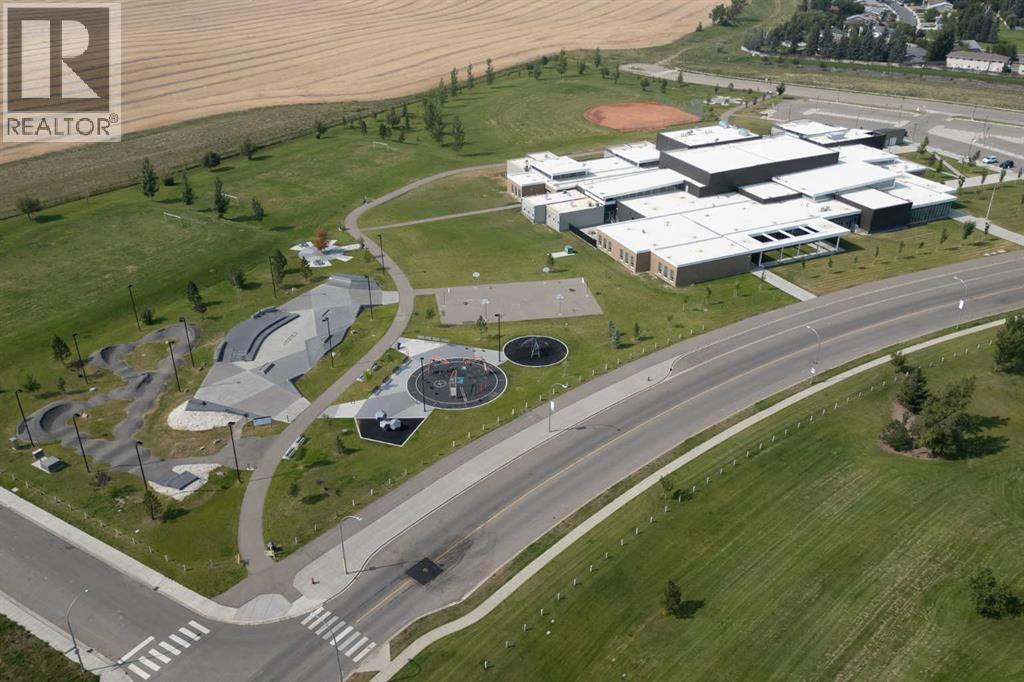 45 Mt Sundance Road W - Image 32