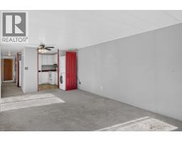 14 21163 Lougheed Highway, Maple Ridge, BC V2X2R4 Photo 8