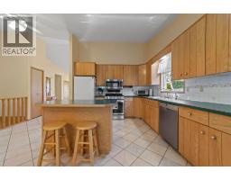 4pc Bathroom - 5209 57a Street, Stettler, AB T0C2L1 Photo 12