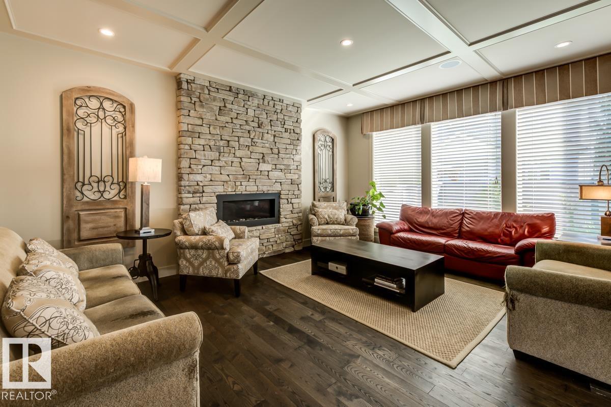 2047 90 ST SW - 11