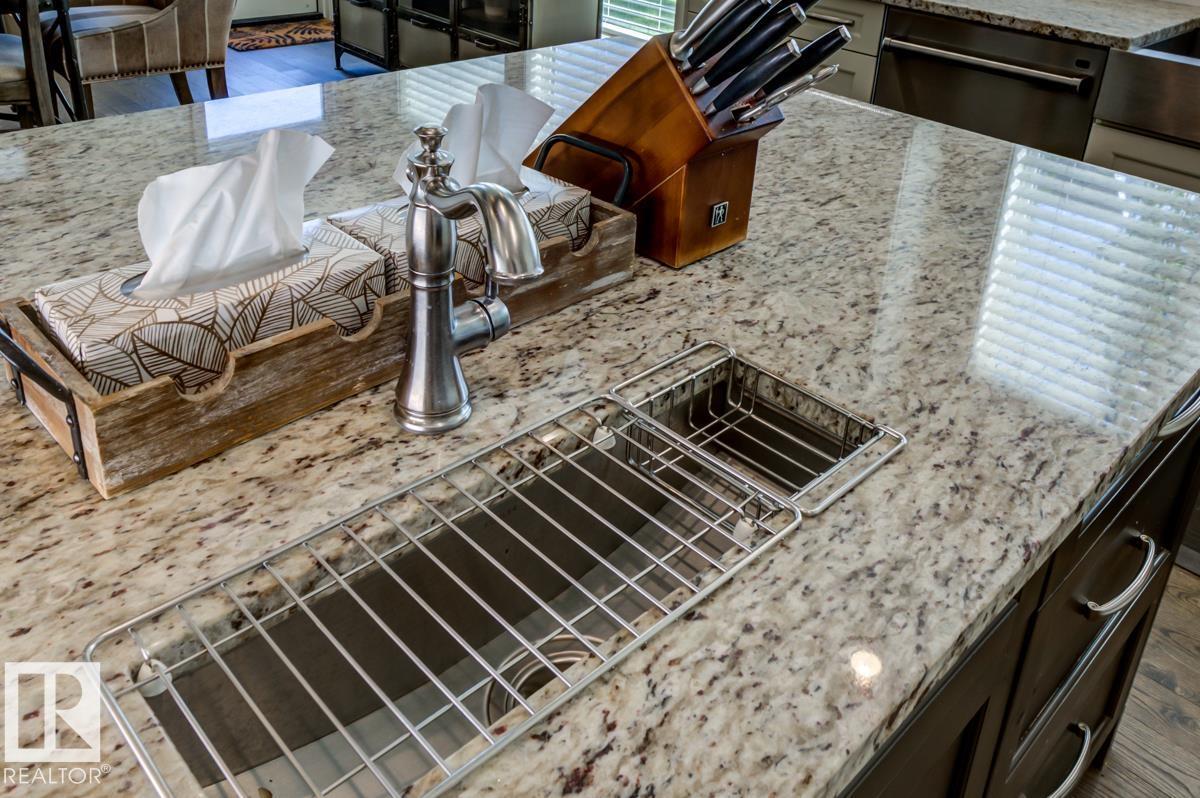 2047 90 ST SW - 28