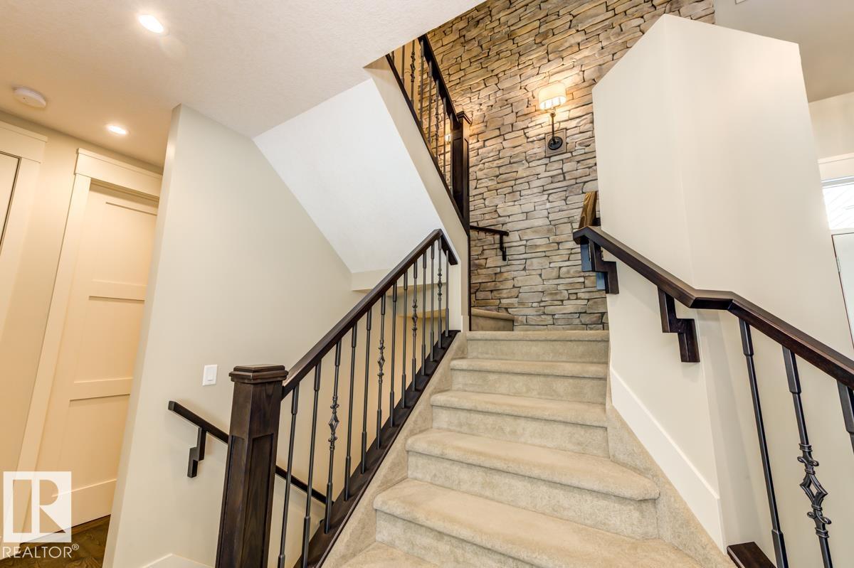 2047 90 ST SW - 32