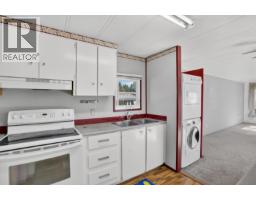 14 21163 Lougheed Highway, Maple Ridge, BC V2X2R4 Photo 13
