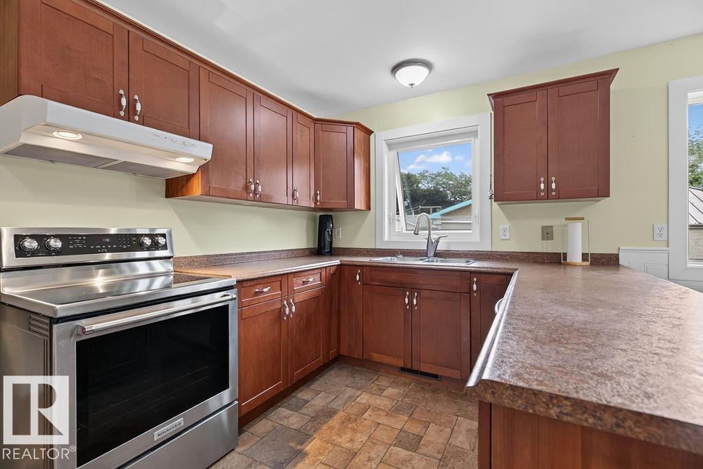 3824 114 AV NW - 10