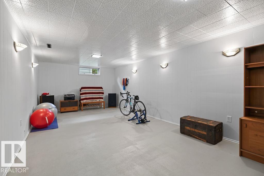3824 114 AV NW - 20