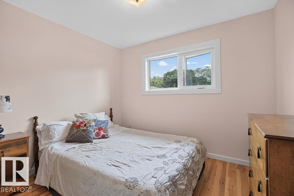 3824 114 AV NW - 15