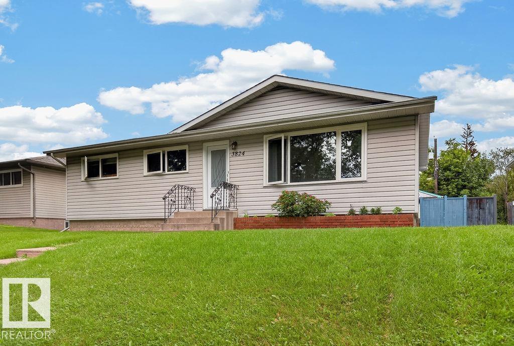 3824 114 AV NW - 1