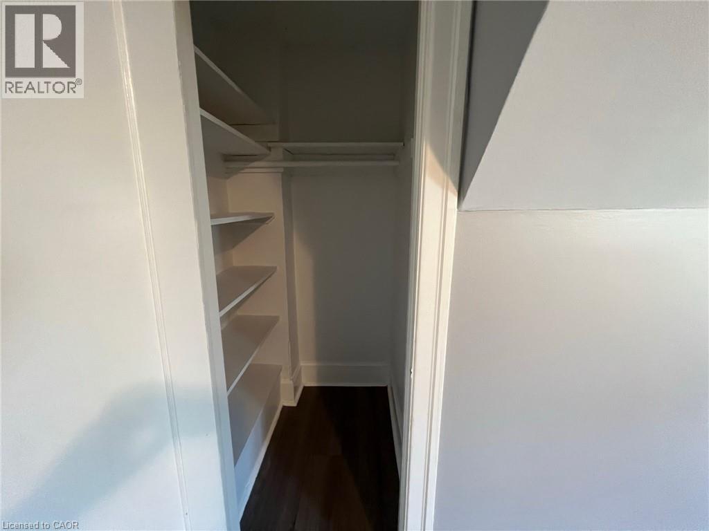 115 HIGHLAND Road W - 11