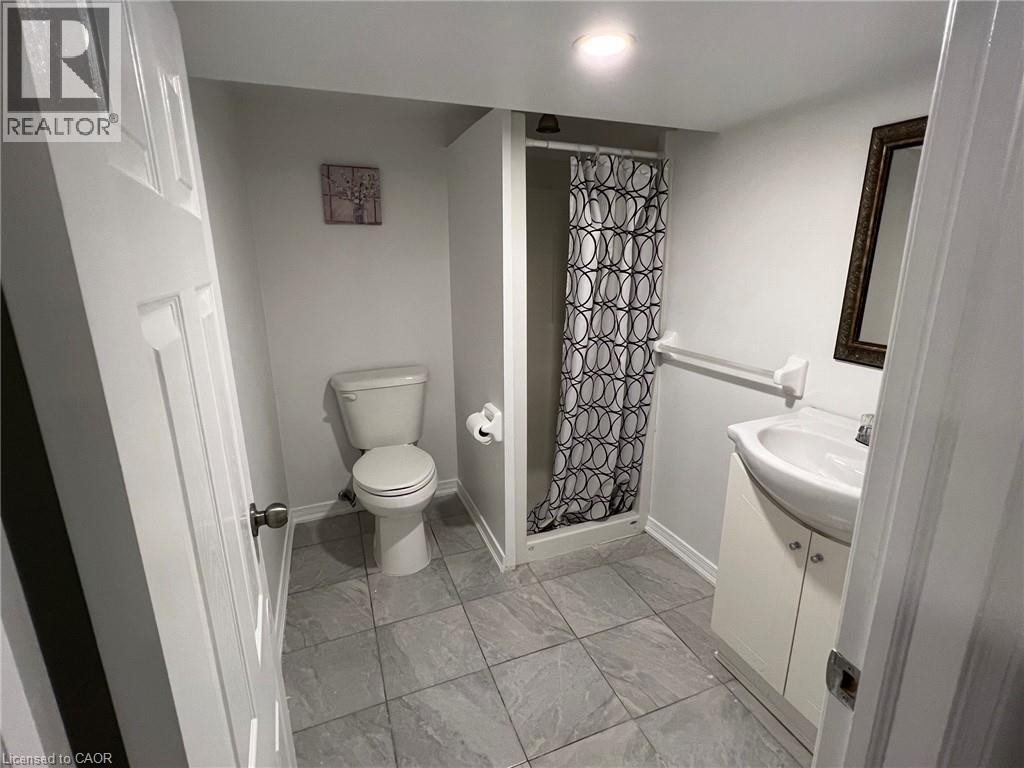 115 HIGHLAND Road W - 26