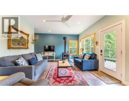 16328 Wadds Road, Crawford Bay, BC V0B1E0 Photo 17