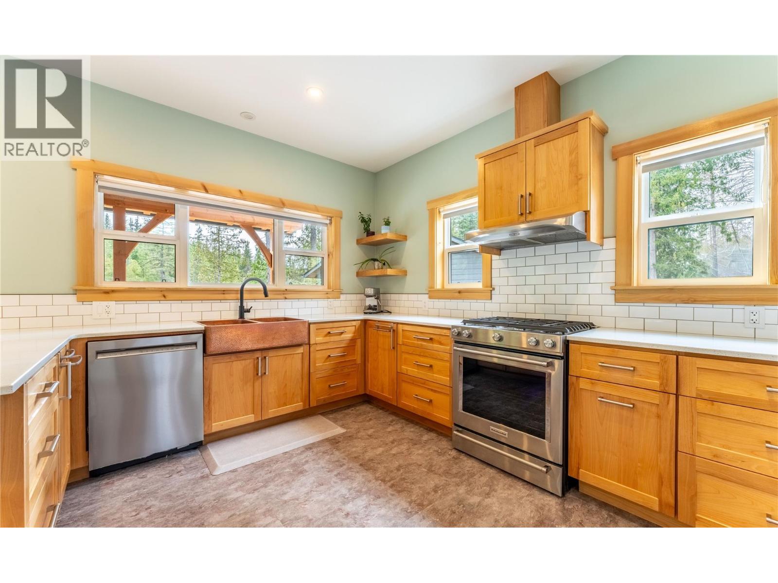16328 wadds Road, Crawford Bay