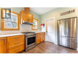 16328 Wadds Road, Crawford Bay, BC V0B1E0 Photo 12