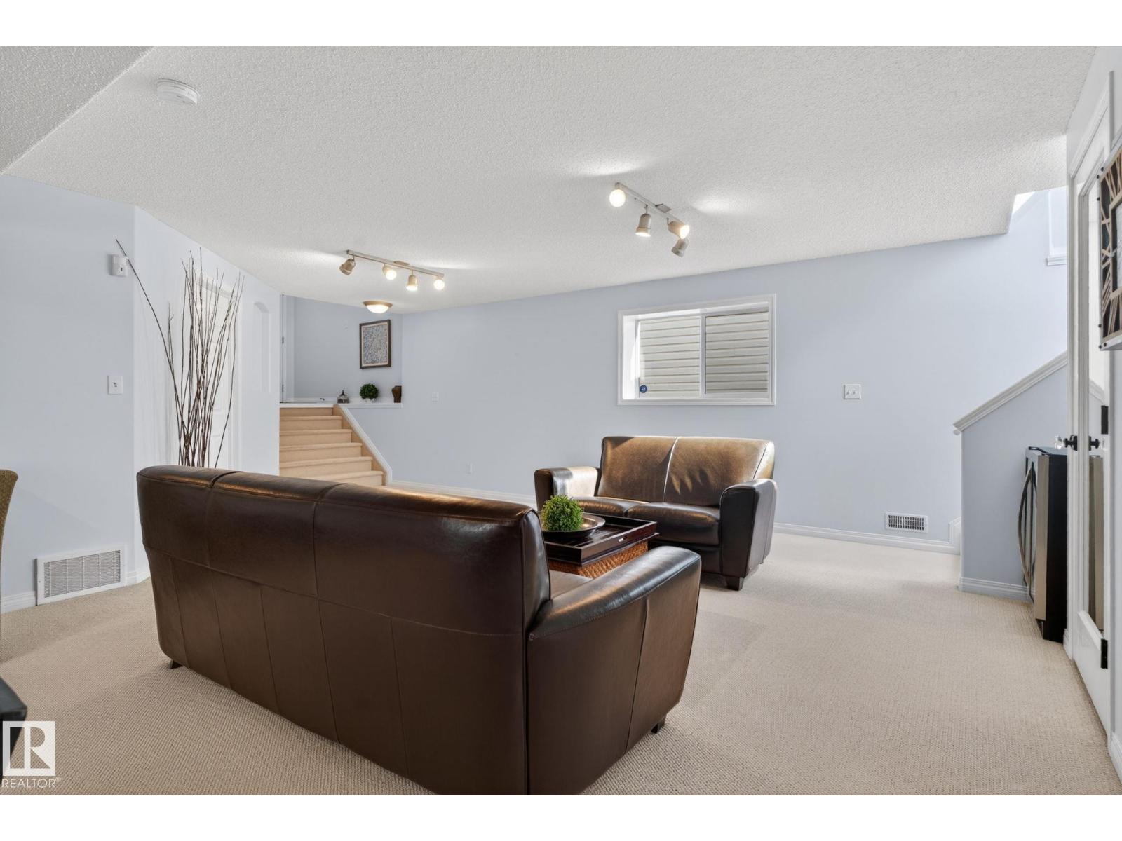 4343 MCMULLEN WY SW - 42