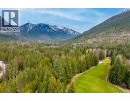 16328 Wadds Road, Crawford Bay, BC V0B1E0 Photo 16