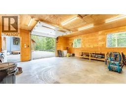 16328 Wadds Road, Crawford Bay, BC V0B1E0 Photo 34