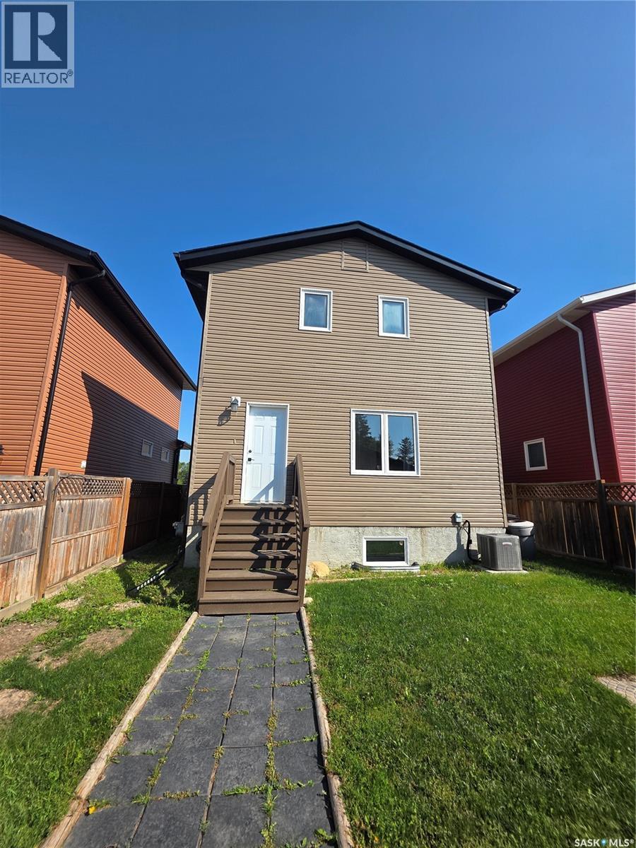 610 Eva STREET - 38