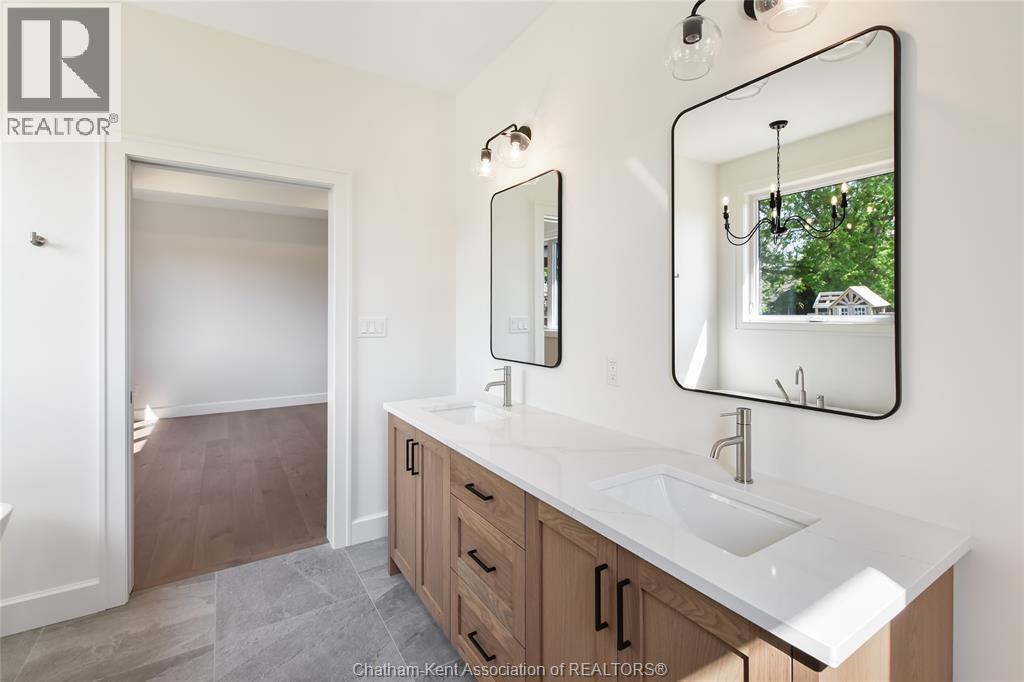 67 Rosewood CRESCENT - 21
