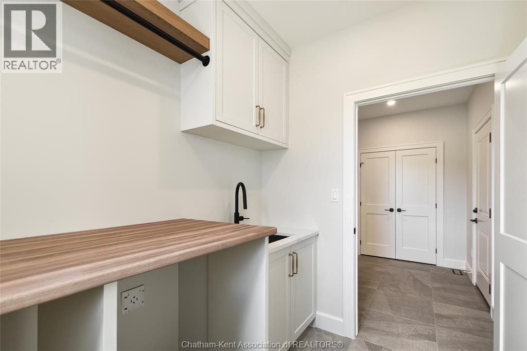 67 Rosewood CRESCENT - Image 32