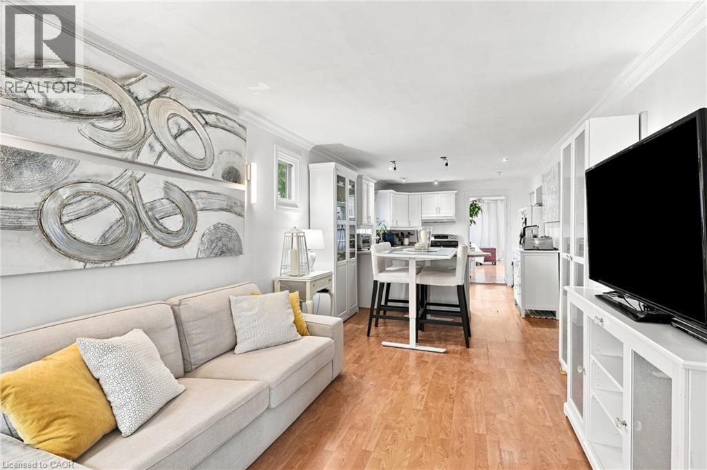 328 WOODWARD Avenue - 8