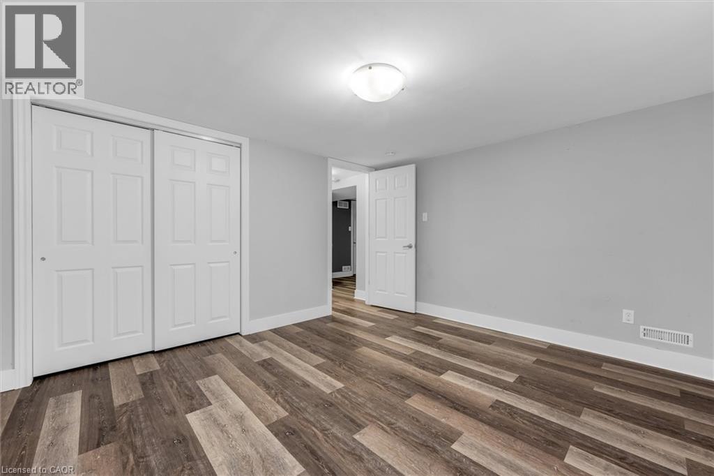 6 bedroom Single Family interior view, 38 TEWKSBURY Crescent, London, Ontario