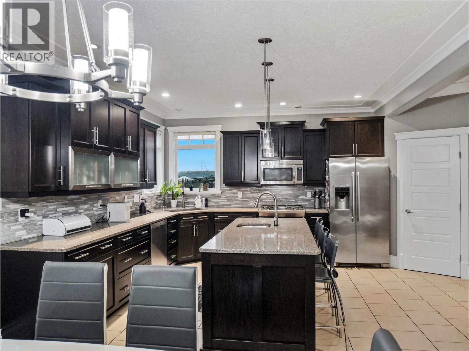 8701 19A Street, Dawson Creek