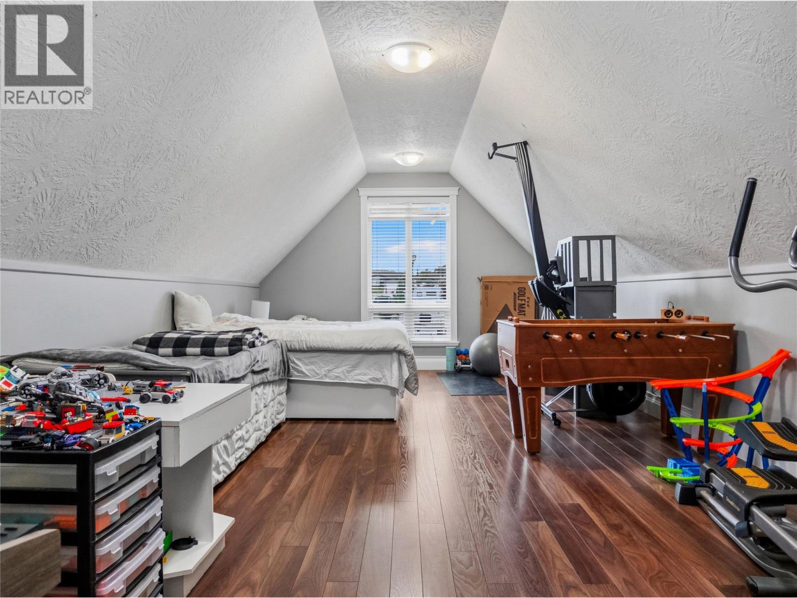 8701 19A Street, Dawson Creek