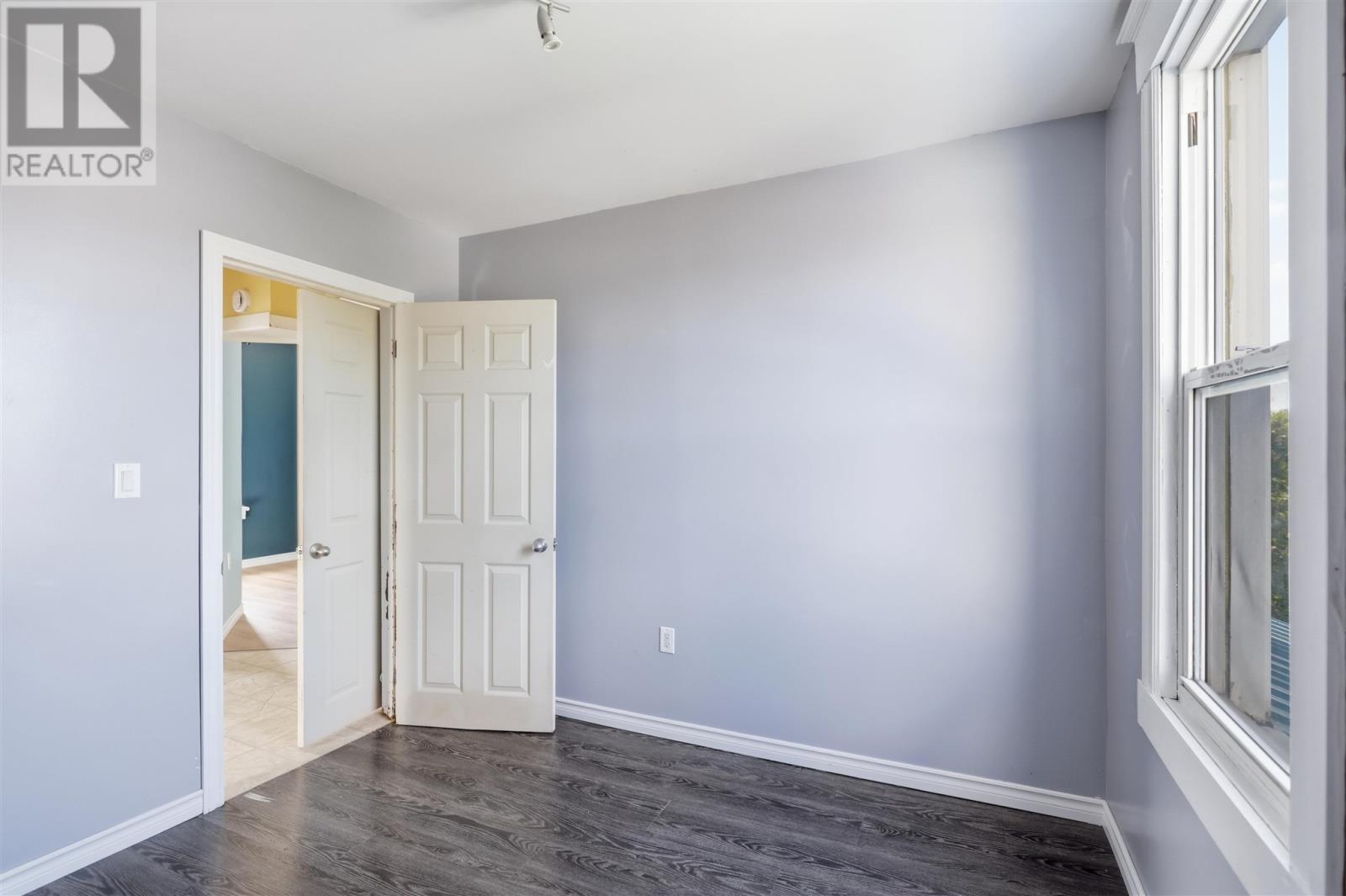 233 Gloucester ST - Image 19